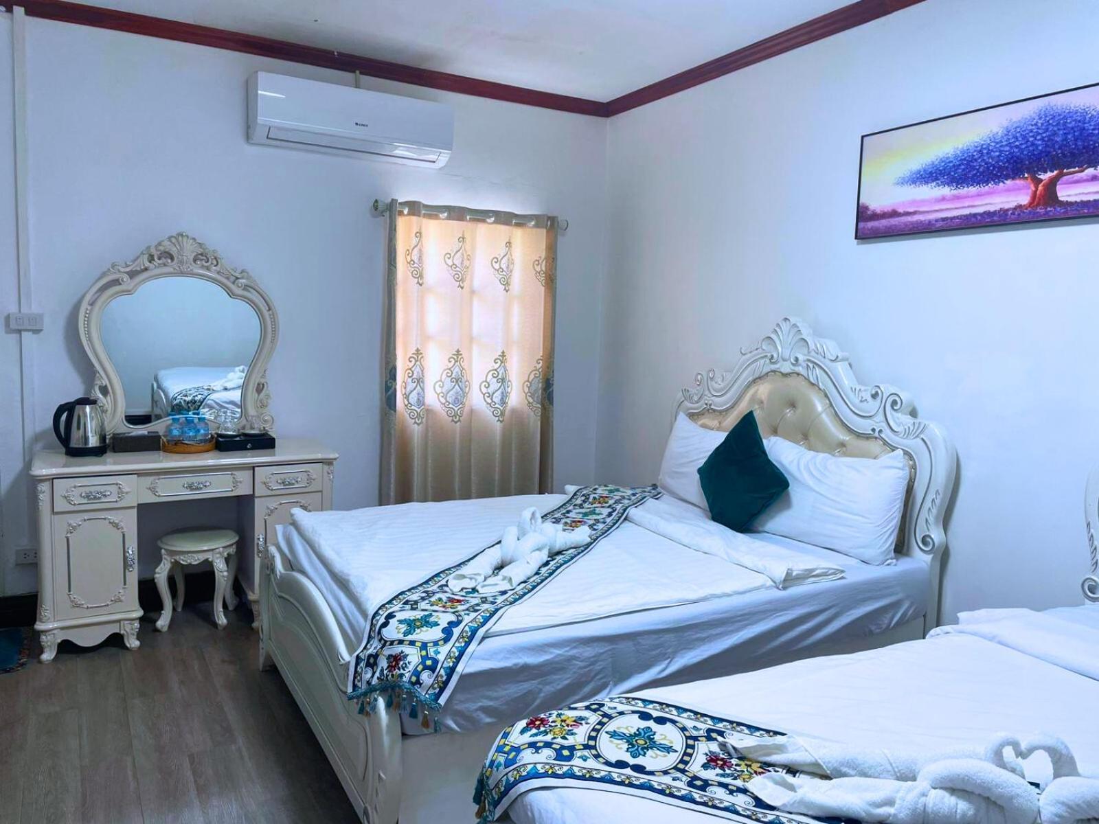 לואנג פרבאנג Monsane Villa מראה חיצוני תמונה