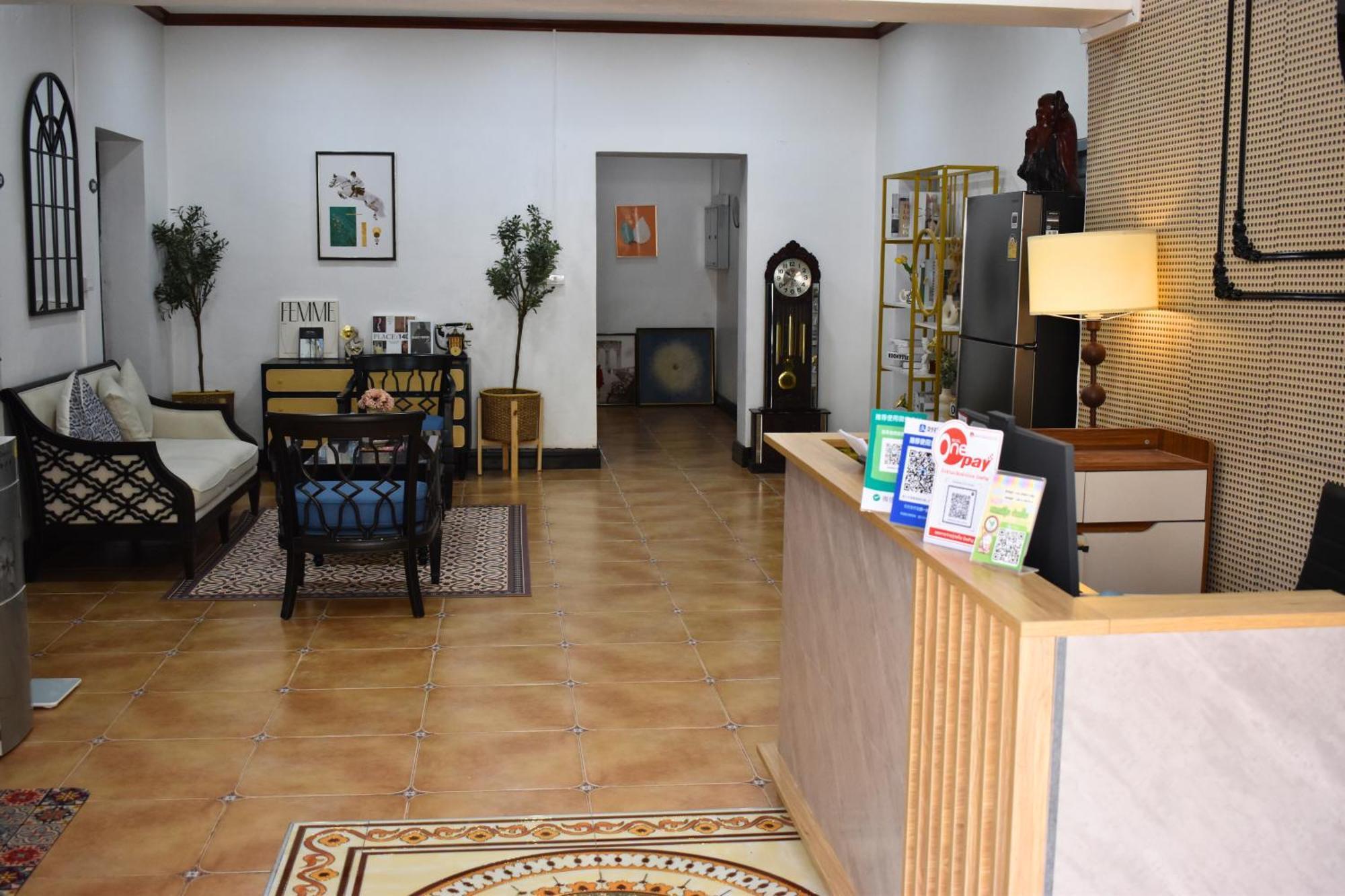 לואנג פרבאנג Monsane Villa מראה חיצוני תמונה